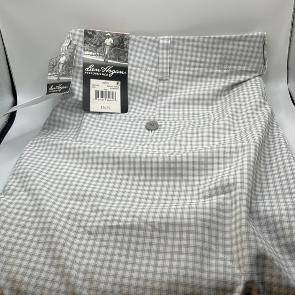 NWT- Ben Hogan Shorts gray and white check